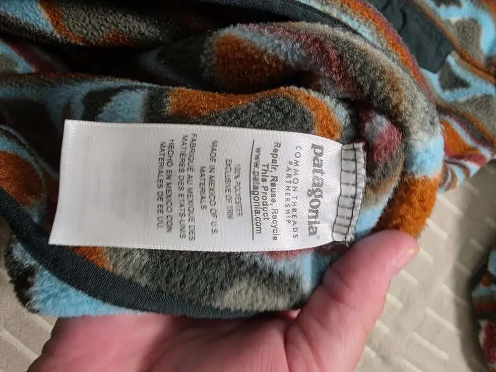 Patagonia Synchilla Snap-T Fleece Pullover Size M Aztec Print